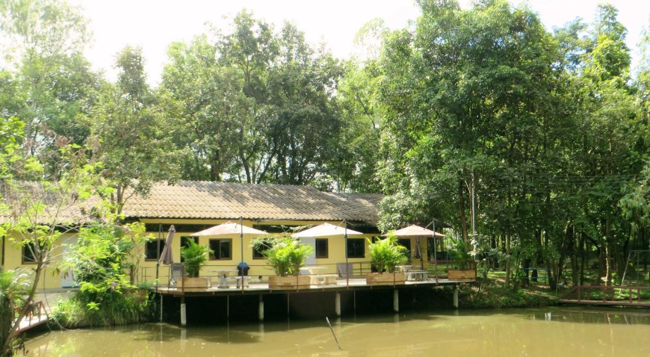 Isaan Perazim Park Hotel Roi Et Exterior photo