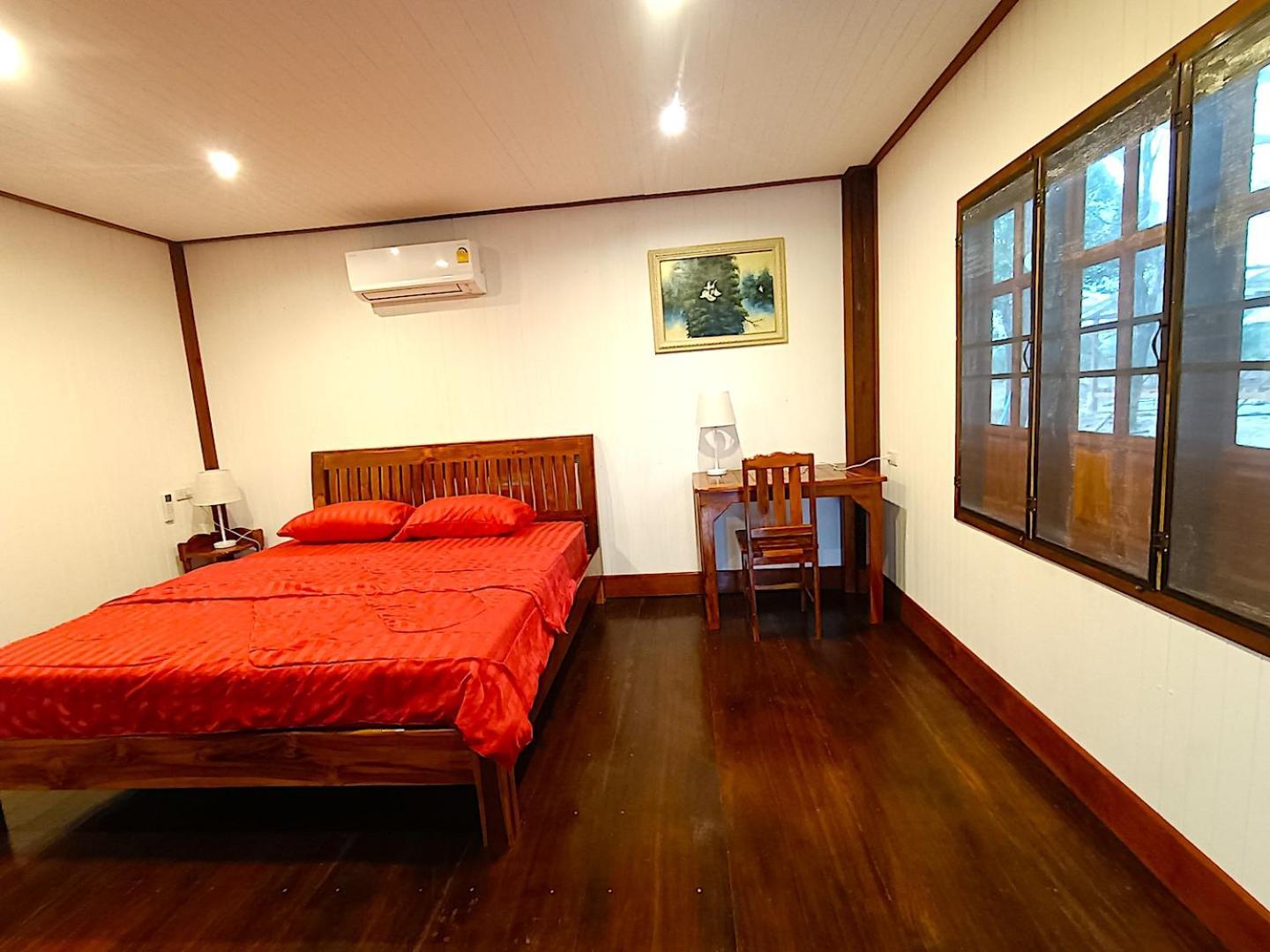 Isaan Perazim Park Hotel Roi Et Exterior photo